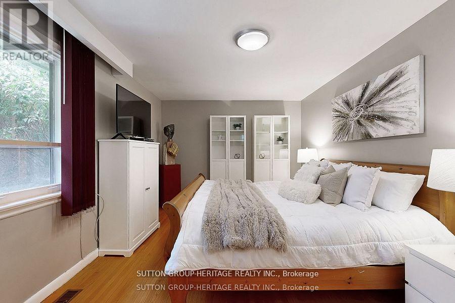 17 Brenham Crescent, Toronto, Ontario  M2M 2K9 - Photo 16 - C12562984