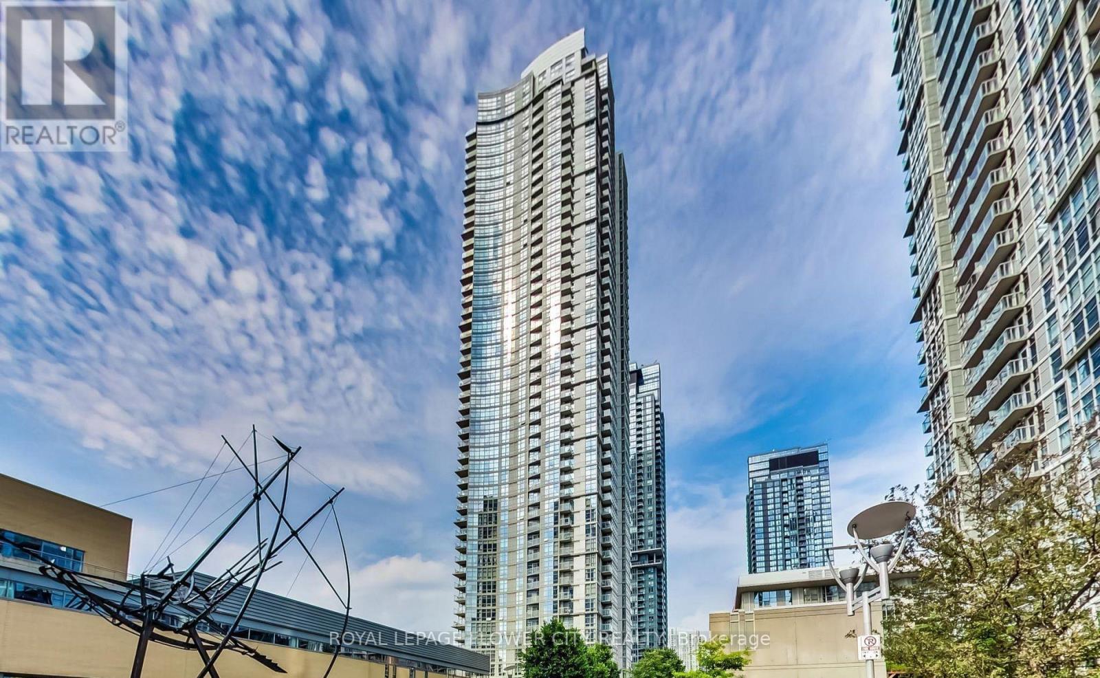 509 - 35 Mariner Terrace, Toronto, Ontario  M5V 3V9 - Photo 2 - C12563052