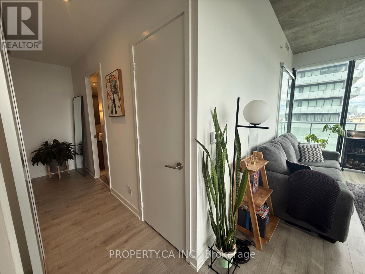 2110 - 161 Roehampton Avenue, Toronto, Ontario  M4P 0C8 - Photo 10 - C12563066