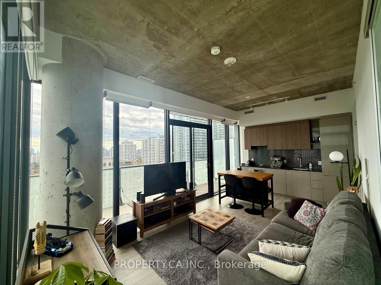 2110 - 161 Roehampton Avenue, Toronto, Ontario  M4P 0C8 - Photo 3 - C12563066