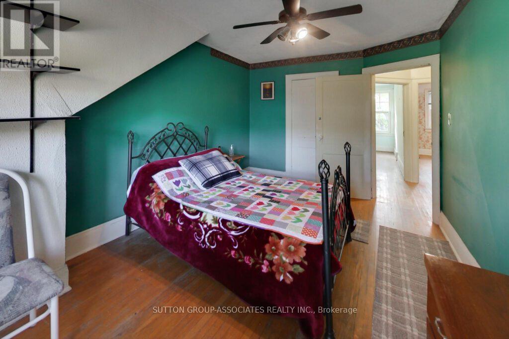 66 Appleton Avenue, Toronto, Ontario  M6E 3A5 - Photo 18 - C12563094