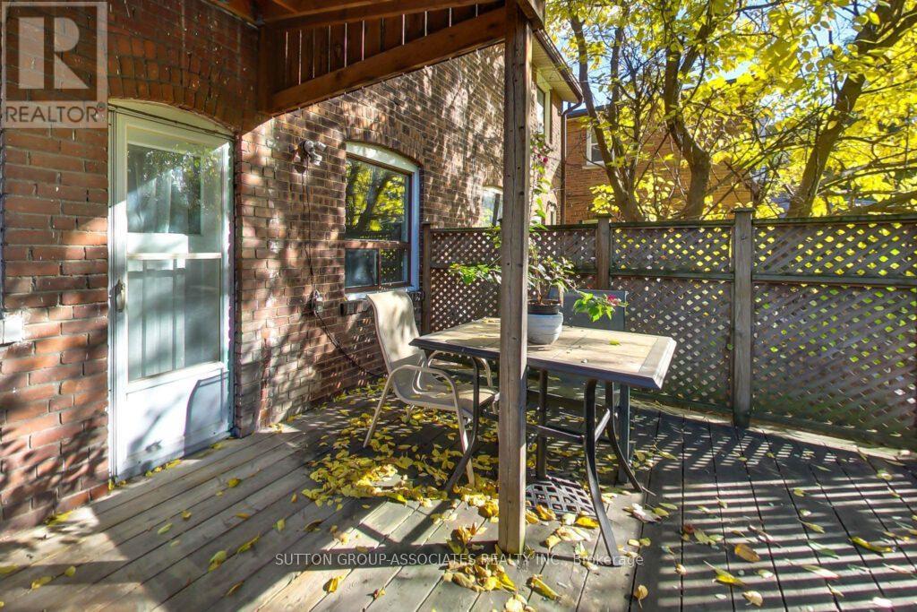 66 Appleton Avenue, Toronto, Ontario  M6E 3A5 - Photo 37 - C12563094