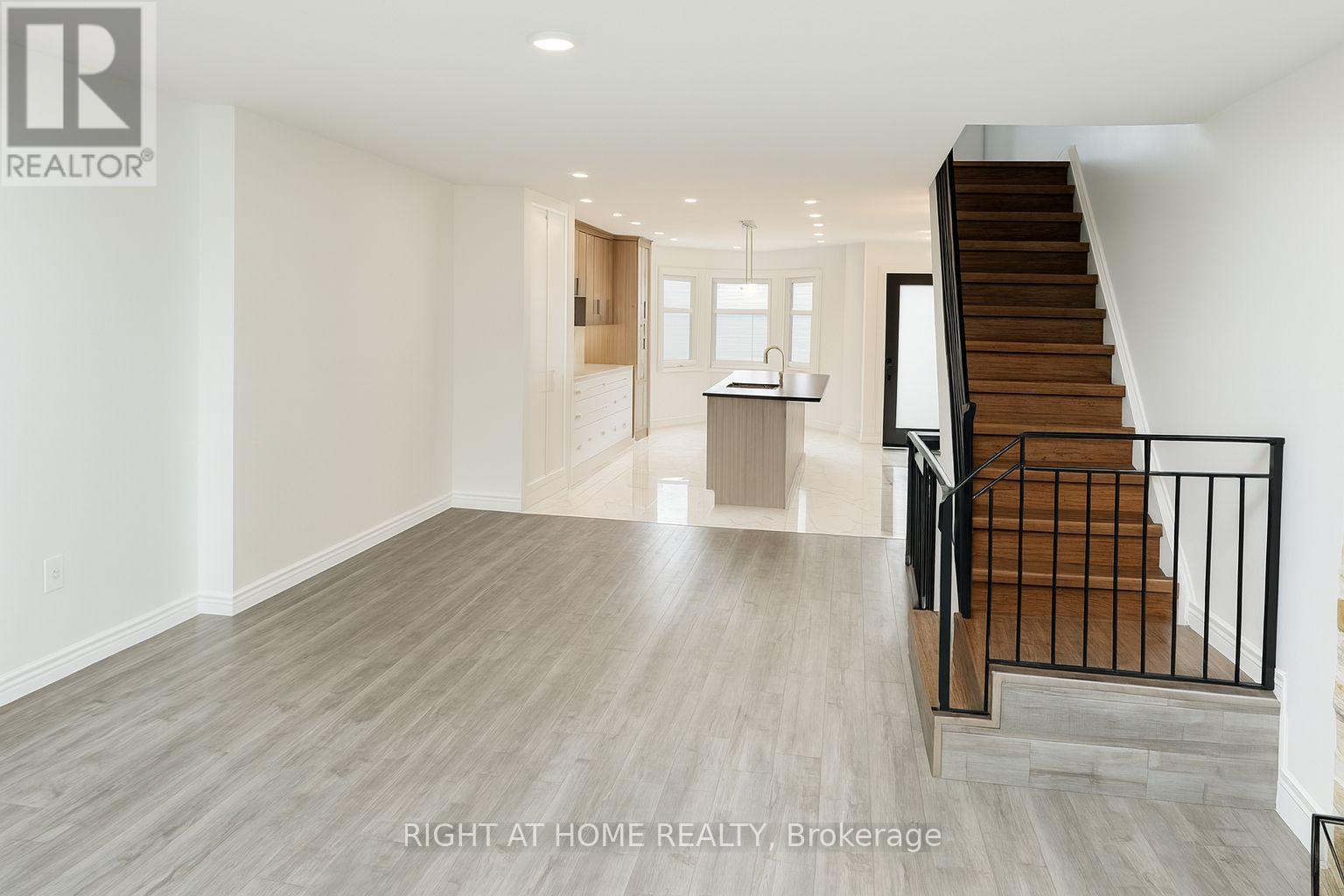 17 Keewatin Avenue, Toronto, Ontario  M4P 1Z9 - Photo 5 - C12563100