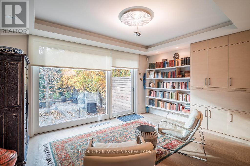 16 Stibbard Avenue, Toronto, Ontario  M4P 2C1 - Photo 15 - C12563192