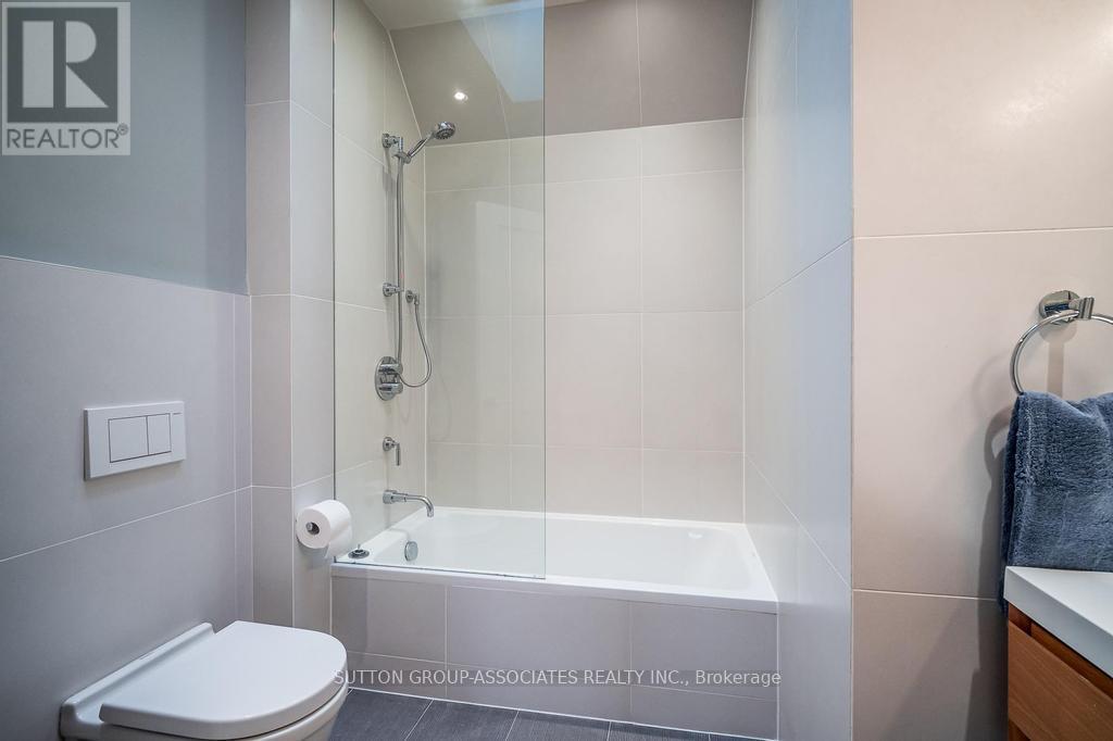 16 Stibbard Avenue, Toronto, Ontario  M4P 2C1 - Photo 30 - C12563192