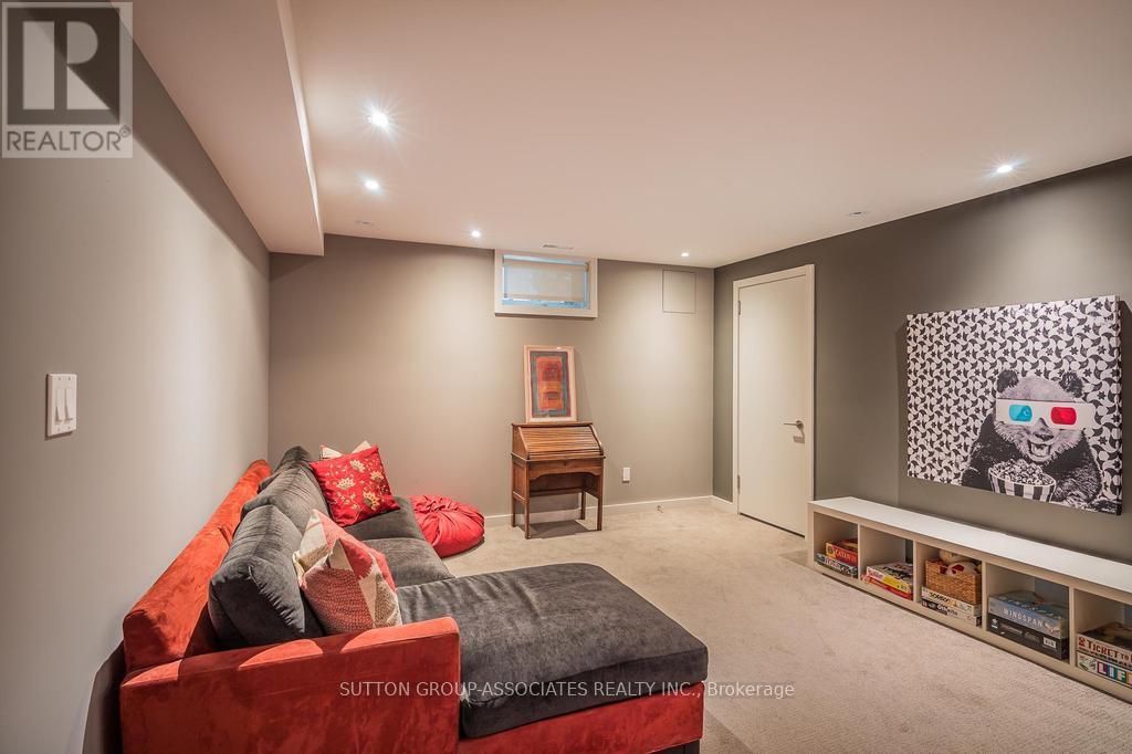 16 Stibbard Avenue, Toronto, Ontario  M4P 2C1 - Photo 33 - C12563192