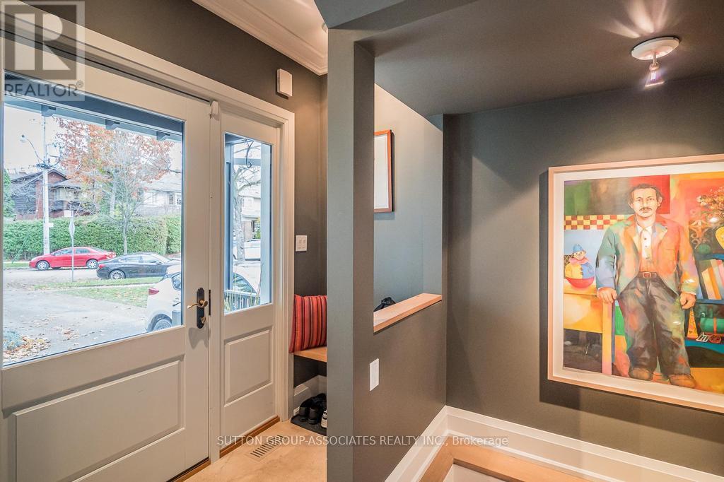 16 Stibbard Avenue, Toronto, Ontario  M4P 2C1 - Photo 5 - C12563192