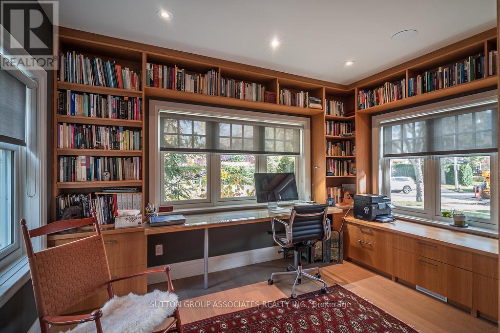 16 Stibbard Avenue, Toronto, Ontario  M4P 2C1 - Photo 9 - C12563192