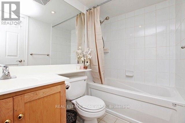 Ph22 - 270 Wellington Street W, Toronto, Ontario  M5V 3P5 - Photo 8 - C12563208