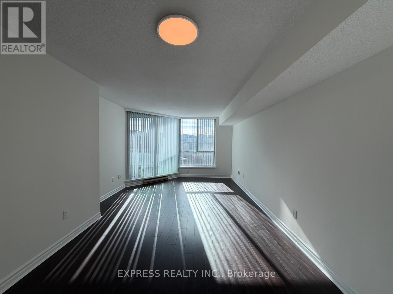 2711 - 38 Elm Street, Toronto, Ontario  M5G 2K5 - Photo 3 - C12563216