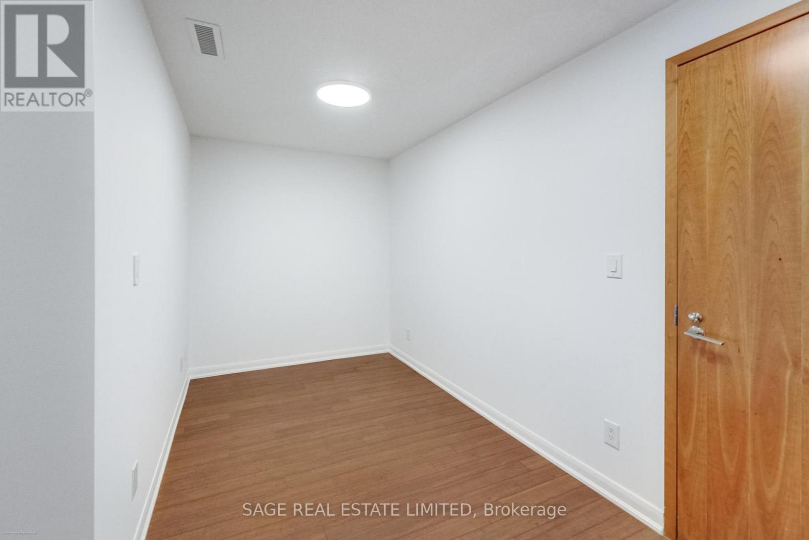 210 - 205 Frederick Street, Toronto, Ontario  M5A 1N2 - Photo 7 - C12563218