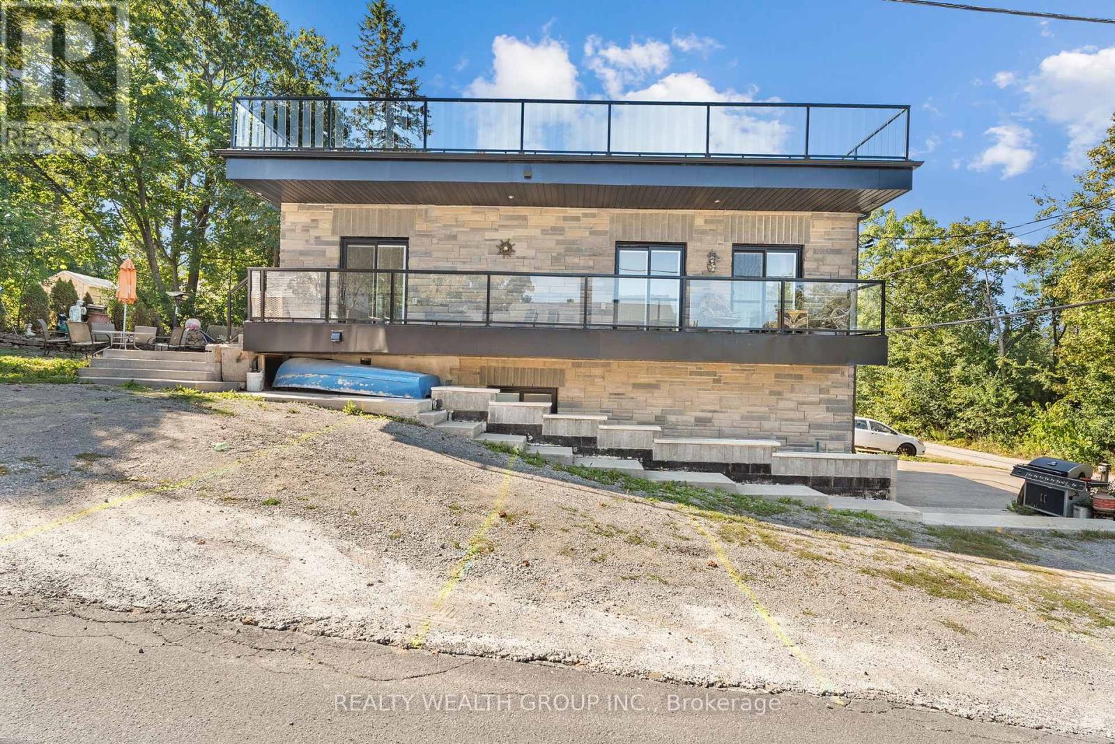 31 Silver Birch Street, Kawartha Lakes, Ontario  K0M 1L0 - Photo 4 - X12369804