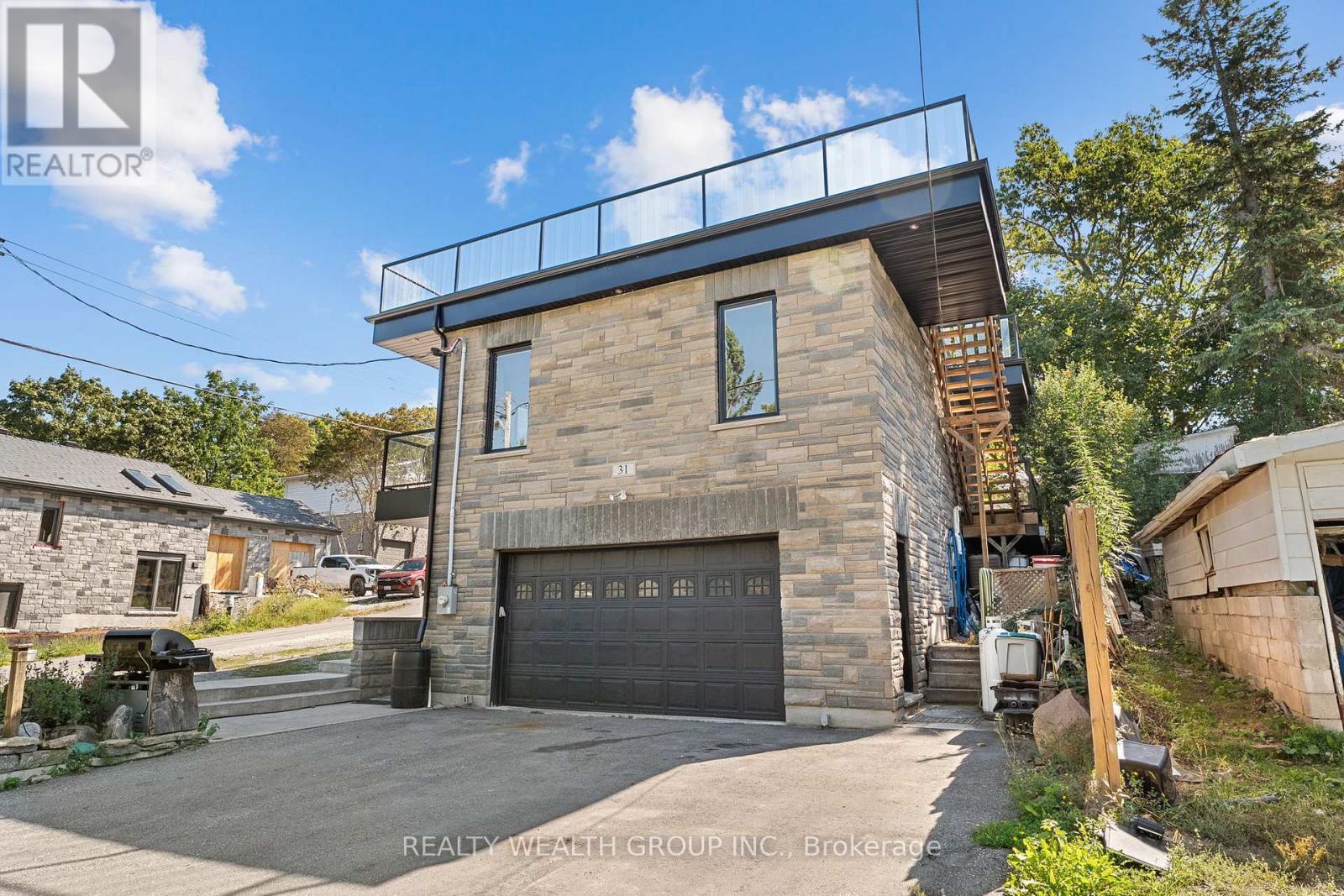 31 Silver Birch Street, Kawartha Lakes, Ontario  K0M 1L0 - Photo 3 - X12369804