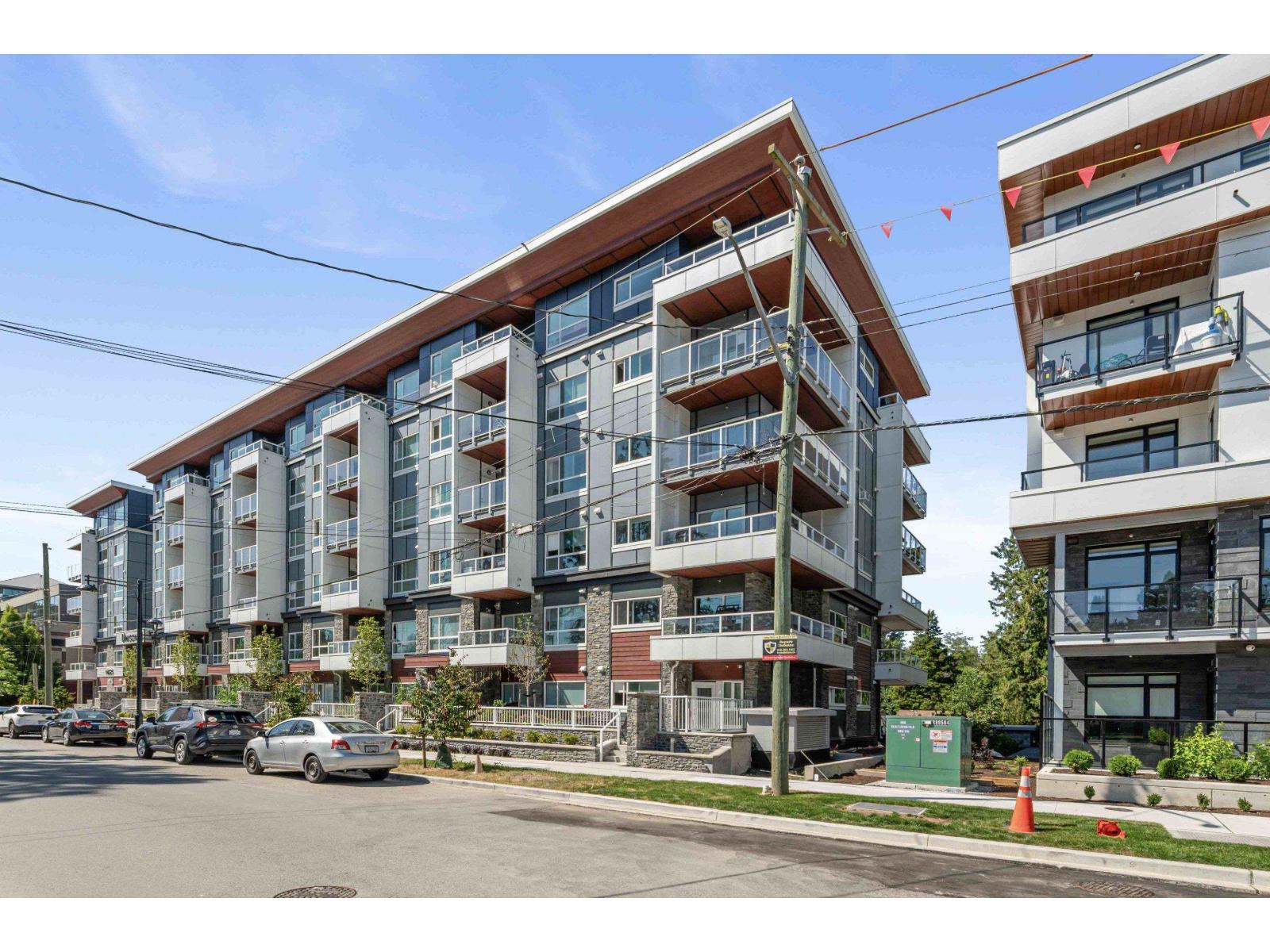 209 14225 103a Avenue, Surrey, British Columbia  V3T 1T1 - Photo 1 - R3068656