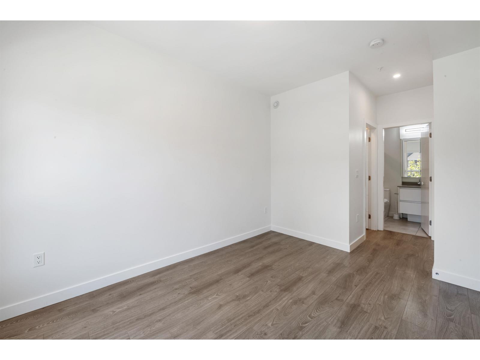 209 14225 103a Avenue, Surrey, British Columbia  V3T 1T1 - Photo 15 - R3068656