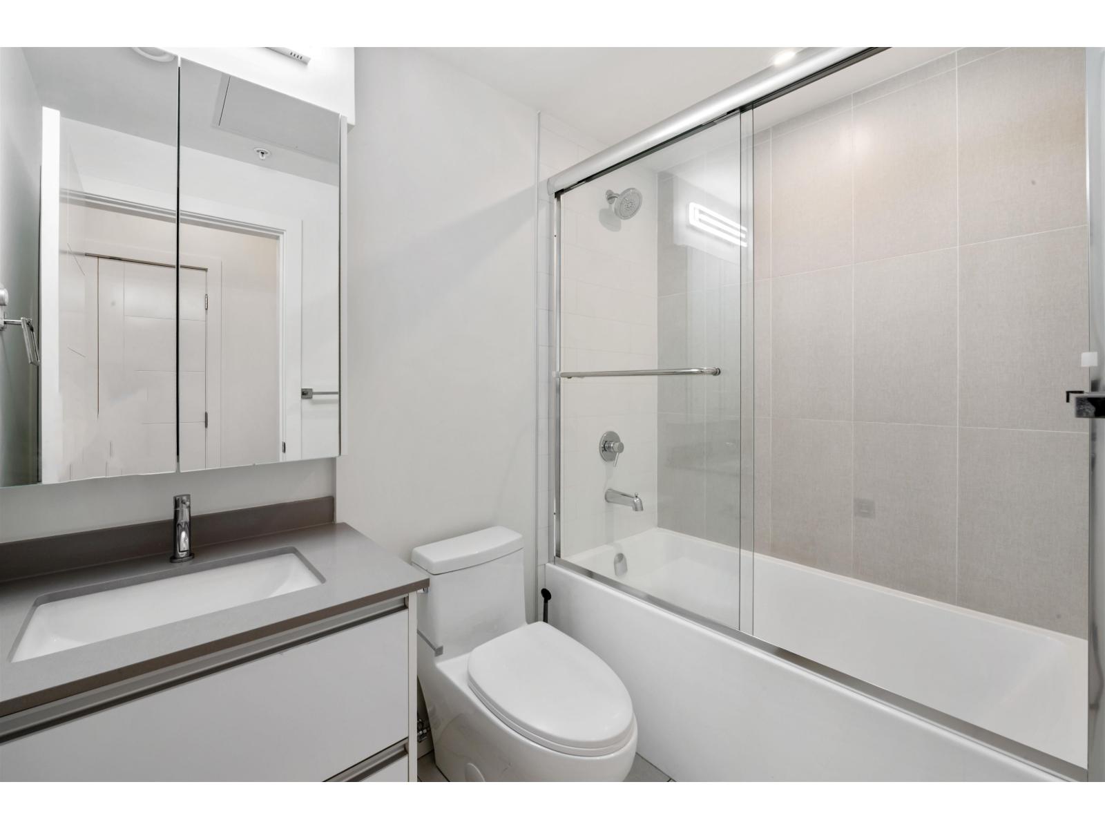 209 14225 103a Avenue, Surrey, British Columbia  V3T 1T1 - Photo 21 - R3068656