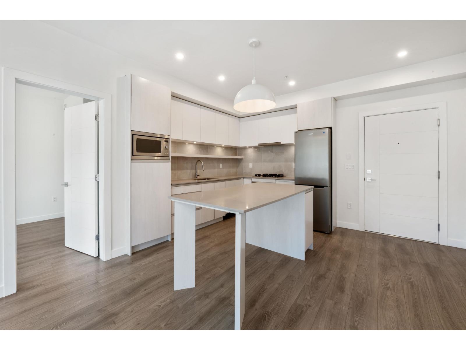 209 14225 103a Avenue, Surrey, British Columbia  V3T 1T1 - Photo 5 - R3068656