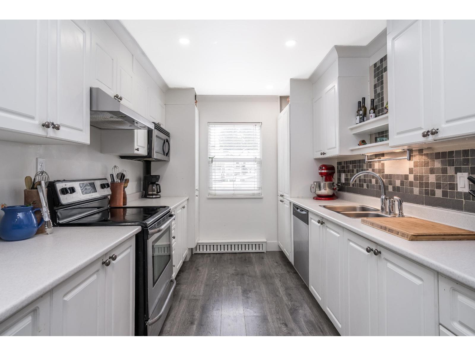 17 33293 E Bourquin Crescent, Abbotsford, British Columbia  V2S 1Y2 - Photo 8 - R3068374