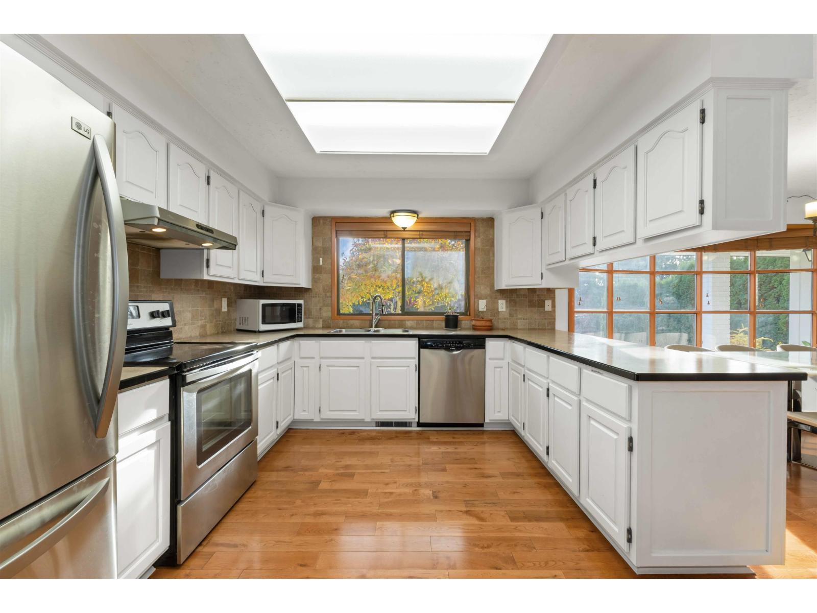 34869 Everett Drive, Abbotsford, British Columbia  V2S 7R7 - Photo 12 - R3068918