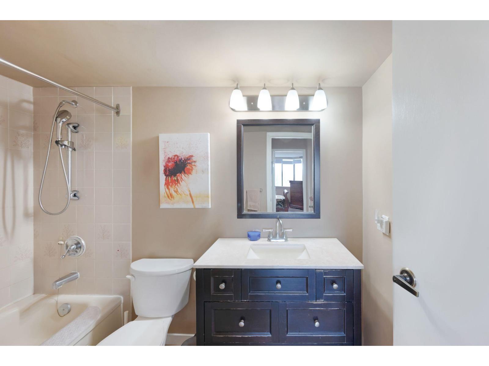 301 1442 Foster Street, White Rock, British Columbia  V4B 3X7 - Photo 25 - R3068954