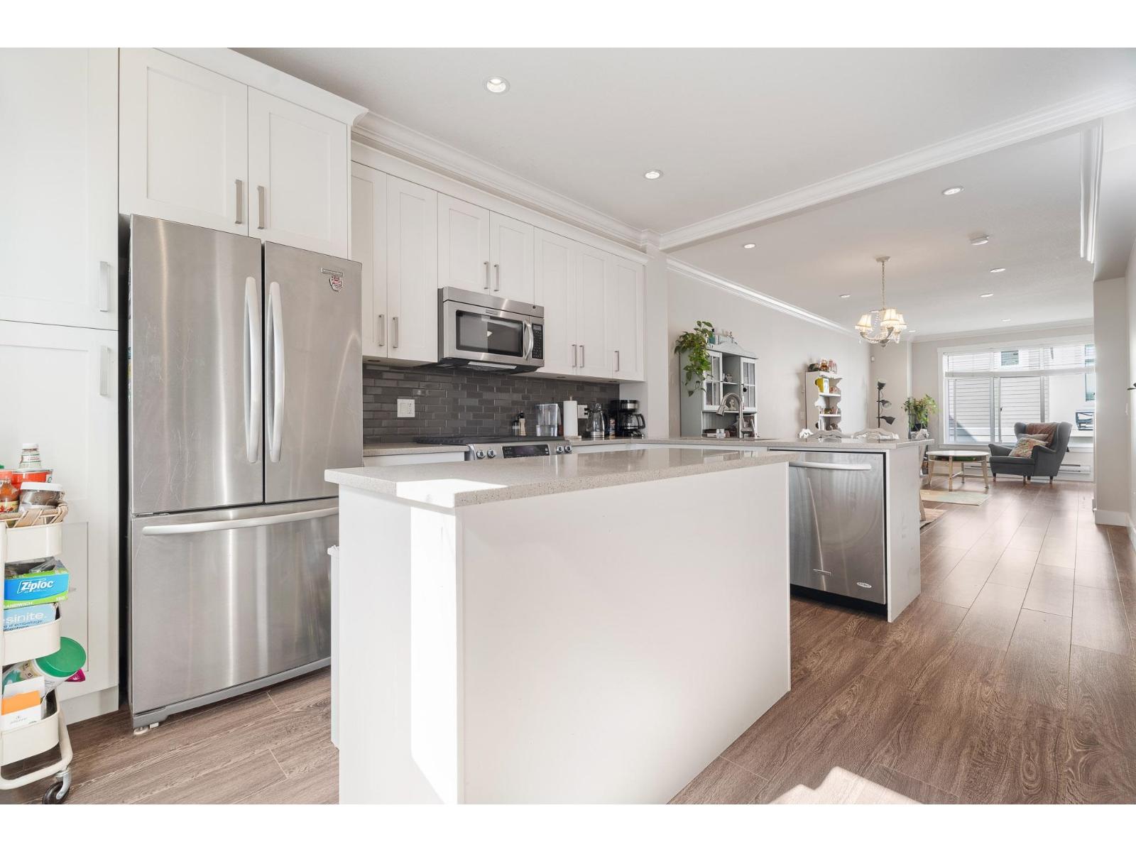 37 6591 195a Street, Surrey, British Columbia V4N 6N5 - Photo 9 - R3068678