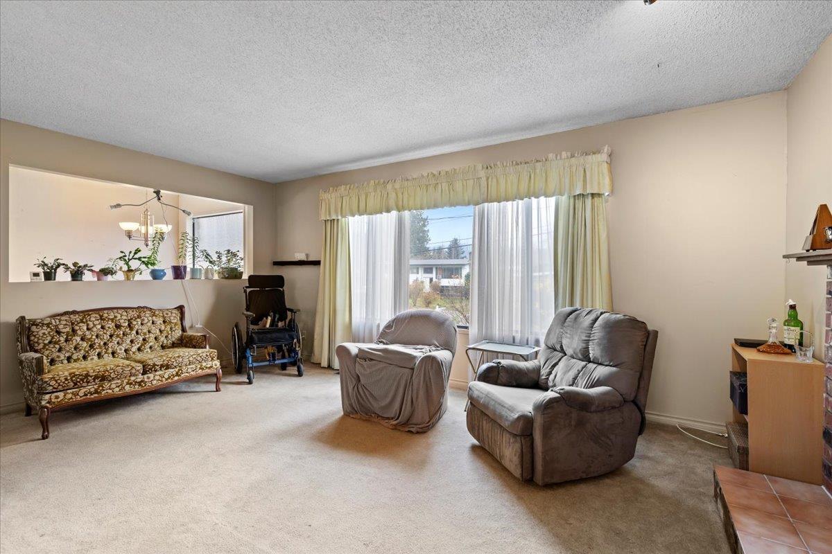 32168 Scott Avenue, Mission, British Columbia  V2V 1C4 - Photo 10 - R3068861