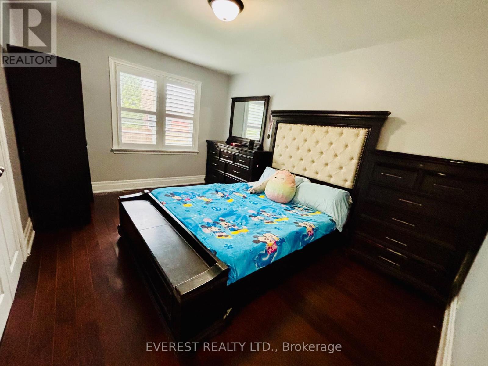 6 Maretta Avenue, Toronto, Ontario  M1K 3X7 - Photo 11 - E12563056