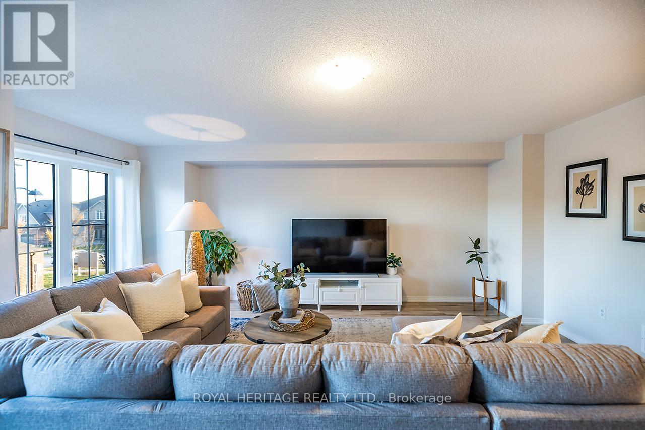 114 Jerome Way, Clarington, Ontario  L1C 7G9 - Photo 14 - E12563128