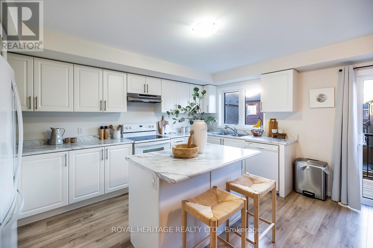 114 Jerome Way, Clarington, Ontario  L1C 7G9 - Photo 15 - E12563128