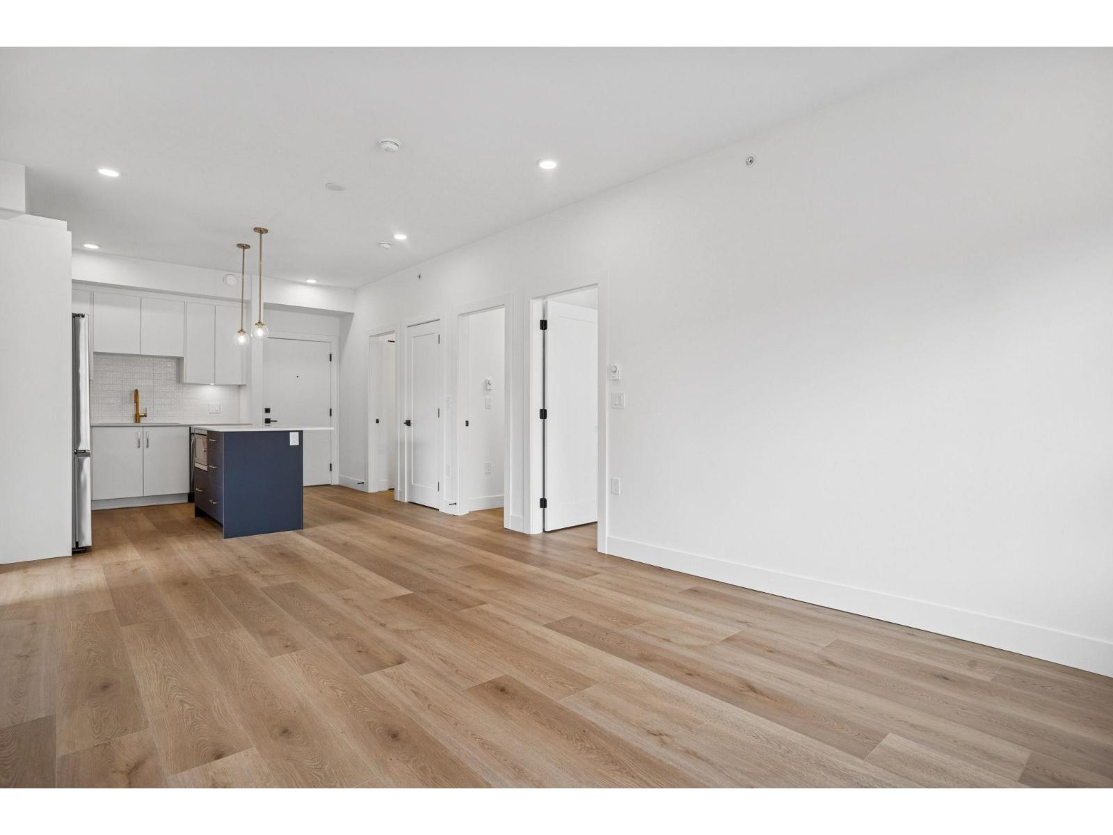 205 20286 72b Avenue, Langley, British Columbia  V2Y 1T2 - Photo 2 - R3068873