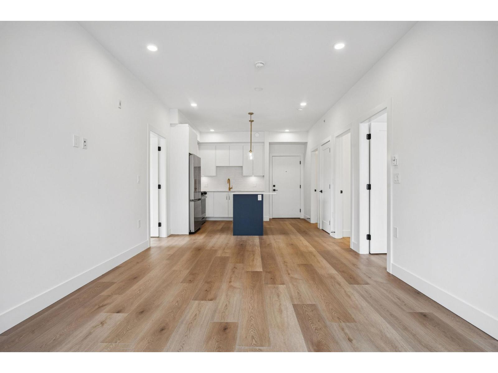 205 20286 72b Avenue, Langley, British Columbia  V2Y 1T2 - Photo 3 - R3068873