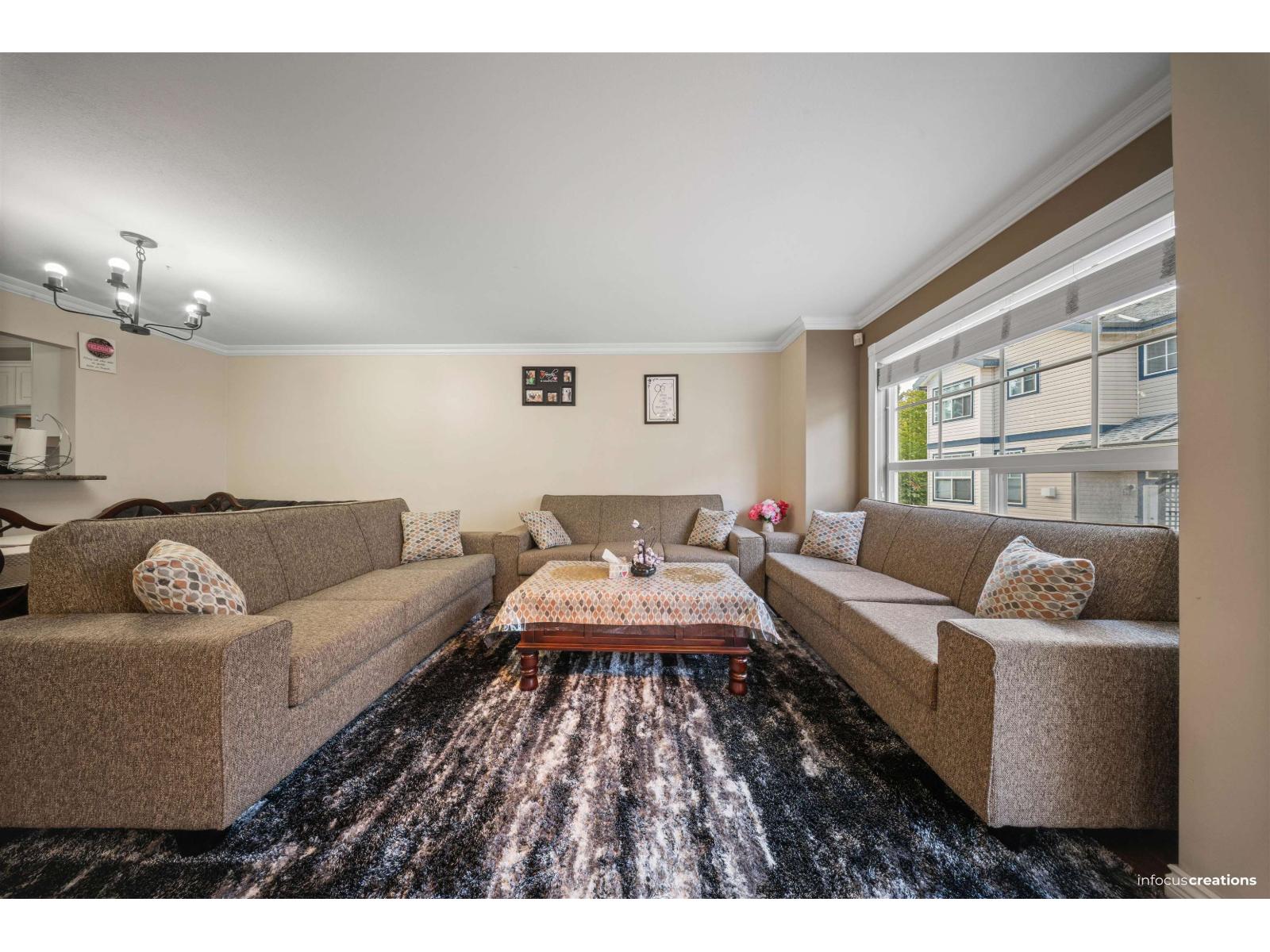 703 9118 149 Street, Surrey, British Columbia  V3R 3Z6 - Photo 3 - R3068585