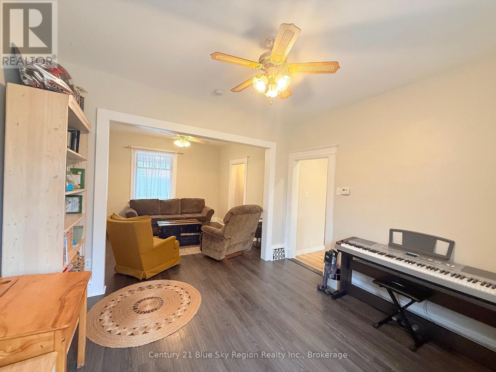 120 Second Avenue W, North Bay, Ontario  P1B 3K8 - Photo 11 - X12563376