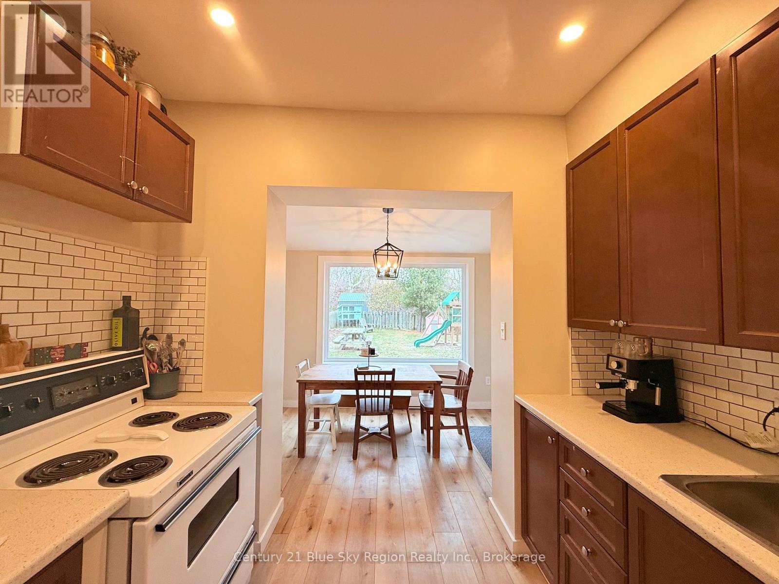 120 Second Avenue W, North Bay, Ontario  P1B 3K8 - Photo 15 - X12563376