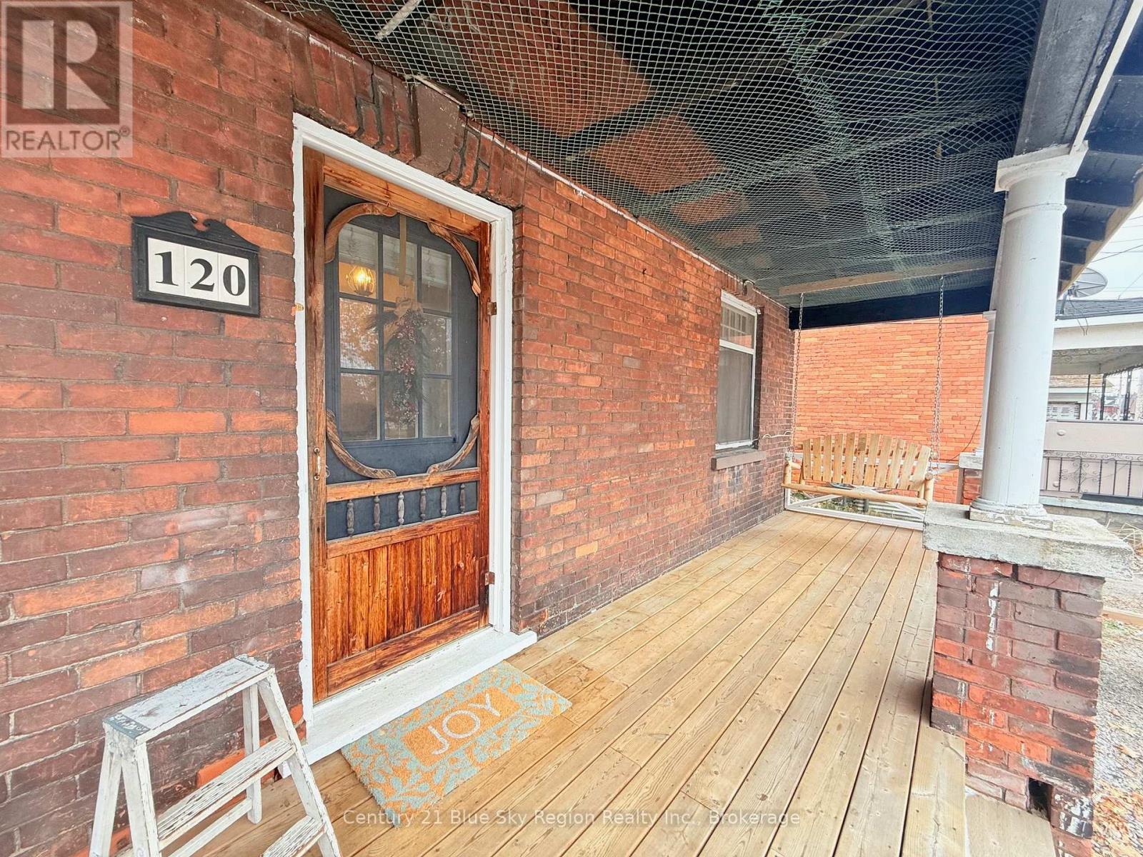 120 Second Avenue W, North Bay, Ontario  P1B 3K8 - Photo 3 - X12563376