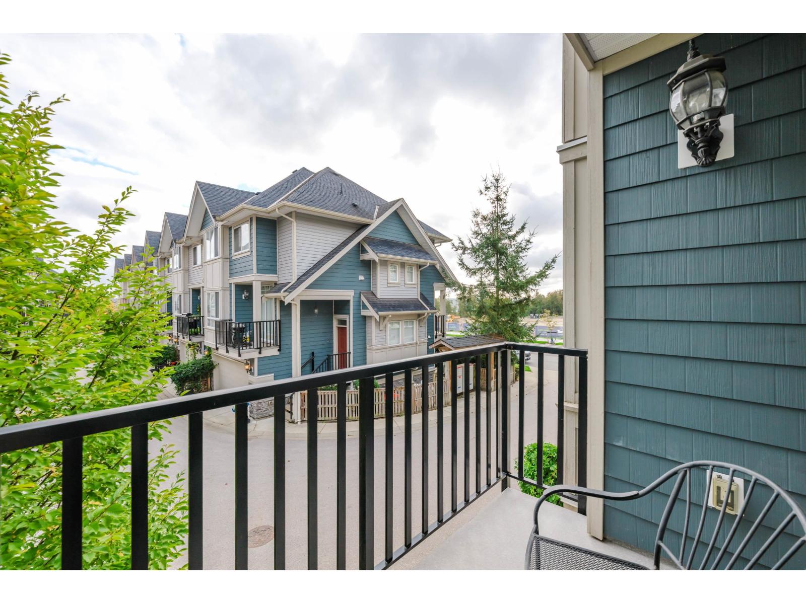 2 21017 76 Avenue, Langley, British Columbia  V2Y 0P9 - Photo 10 - R3068637