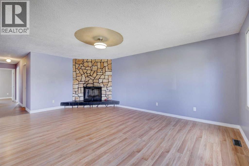 146 Dovertree Place Se, Calgary, Alberta  T2B 2K3 - Photo 19 - A2271840