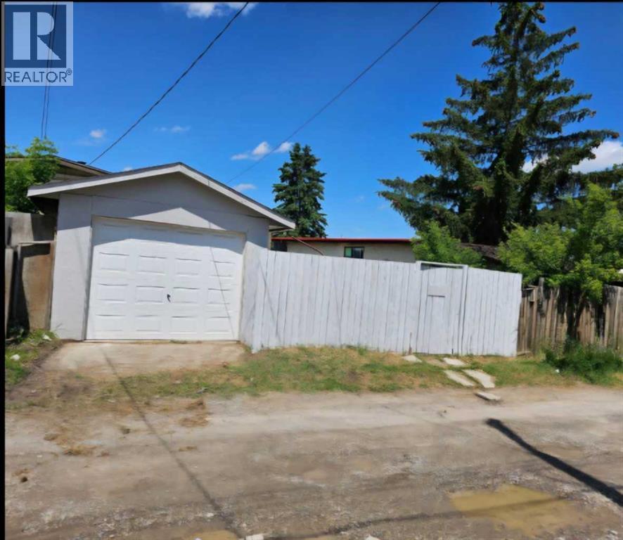 146 Dovertree Place Se, Calgary, Alberta  T2B 2K3 - Photo 31 - A2271840