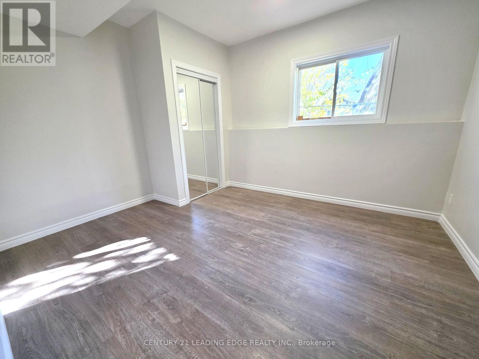 623 Lake Drive South, Georgina, Ontario  L4P 1T6 - Photo 25 - N12563060