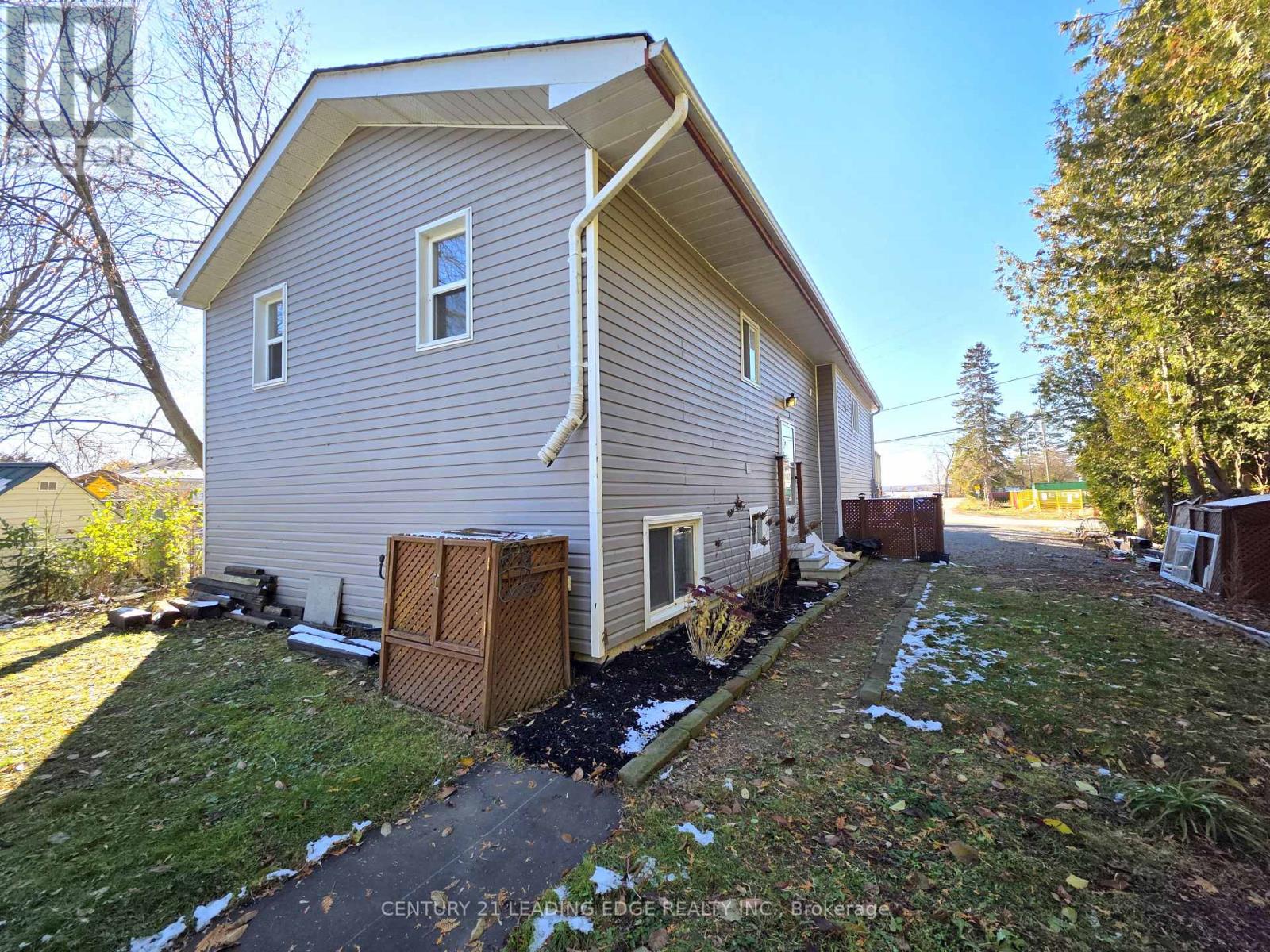 623 Lake Drive South, Georgina, Ontario  L4P 1T6 - Photo 30 - N12563060