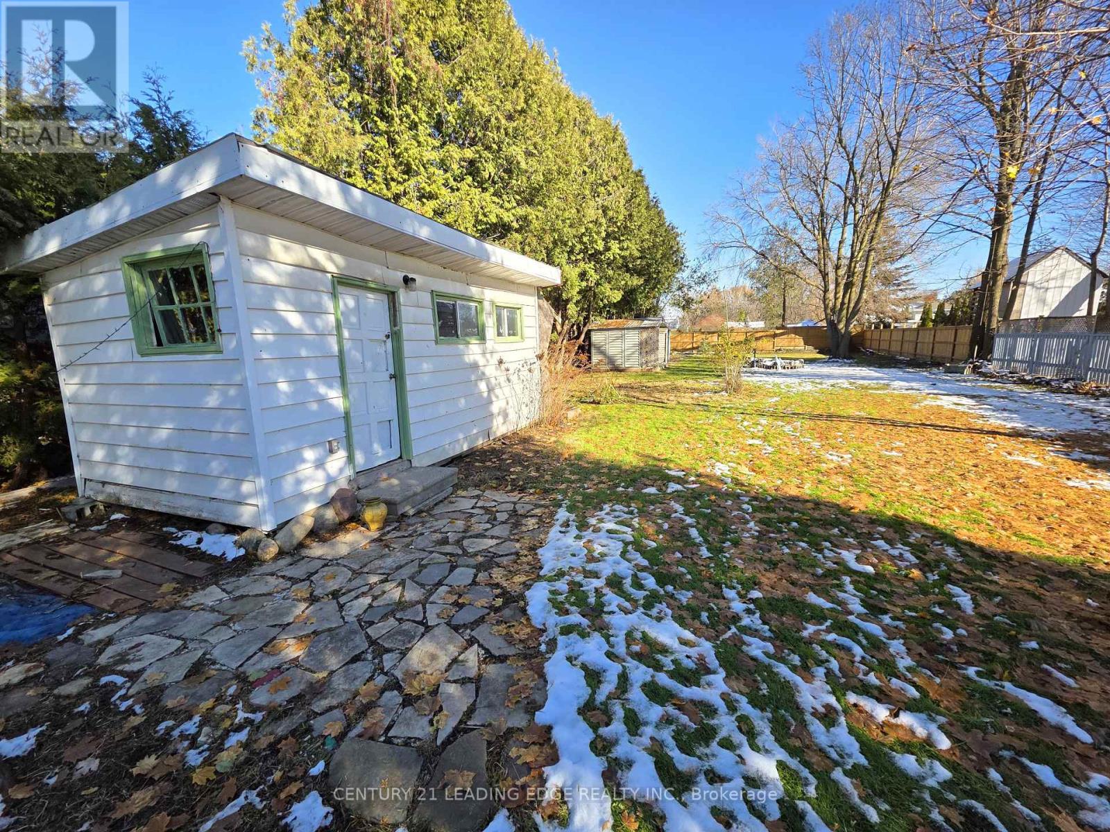 623 Lake Drive South, Georgina, Ontario  L4P 1T6 - Photo 33 - N12563060