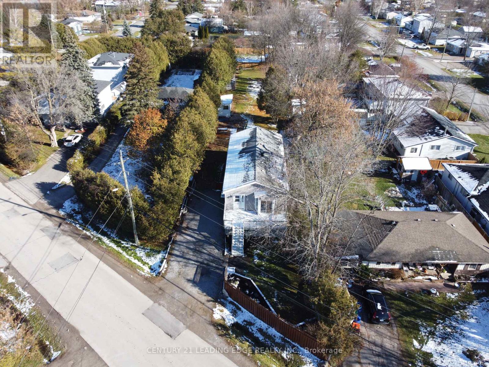 623 Lake Drive South, Georgina, Ontario  L4P 1T6 - Photo 39 - N12563060