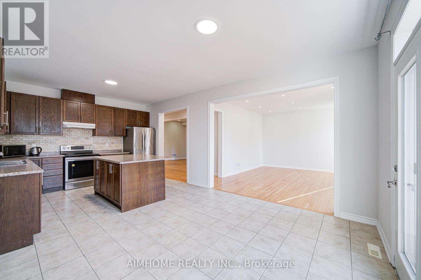 29 Bamburg Street N, Georgina, Ontario  L0E 1R0 - Photo 16 - N12563096