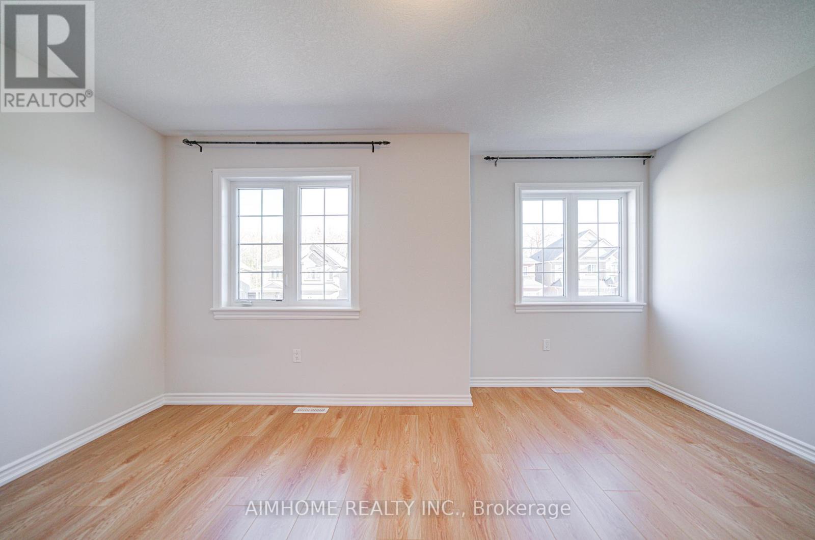 29 Bamburg Street N, Georgina, Ontario  L0E 1R0 - Photo 33 - N12563096