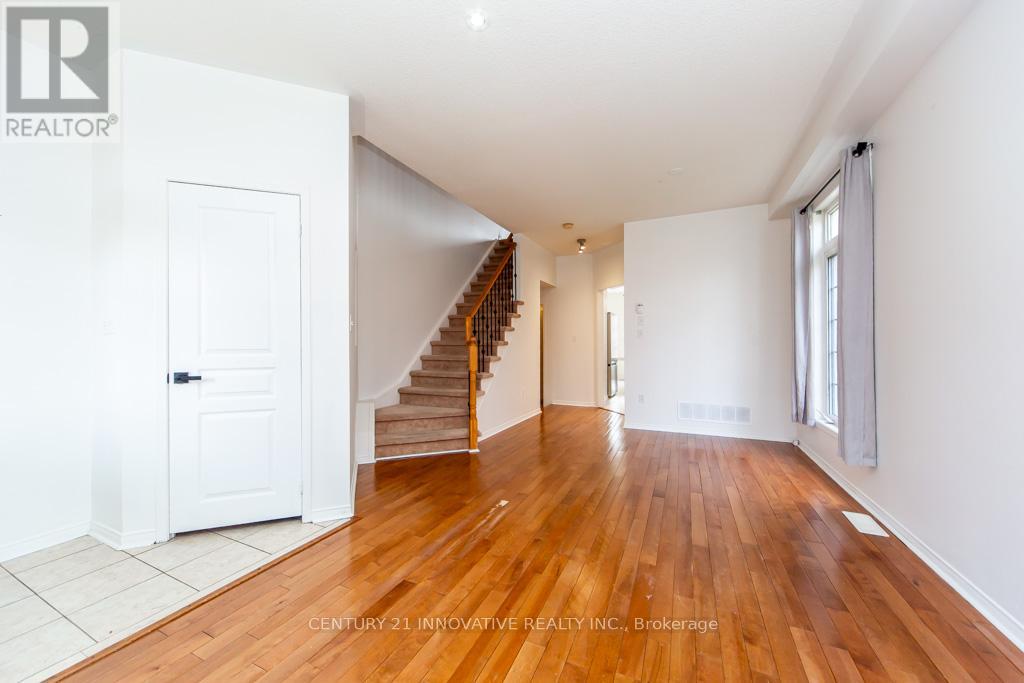 63 Rainbow Valley Crescent, Markham, Ontario  L6E 1M2 - Photo 10 - N12563118