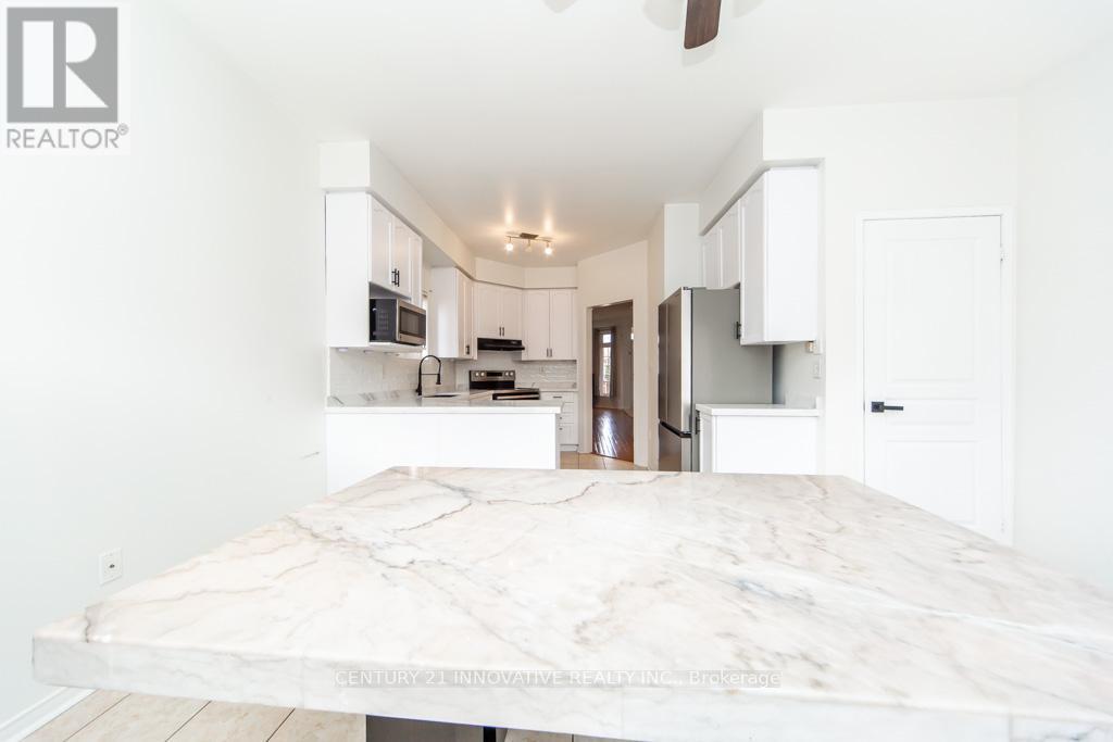 63 Rainbow Valley Crescent, Markham, Ontario  L6E 1M2 - Photo 17 - N12563118