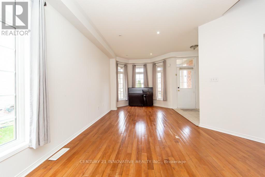 63 Rainbow Valley Crescent, Markham, Ontario  L6E 1M2 - Photo 8 - N12563118