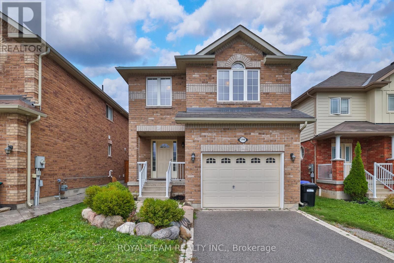 1398 HUNTER STREET, Innisfil, Ontario