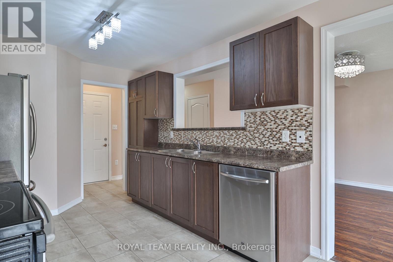 1398 Hunter Street, Innisfil, Ontario  L9S 4B7 - Photo 13 - N12563140