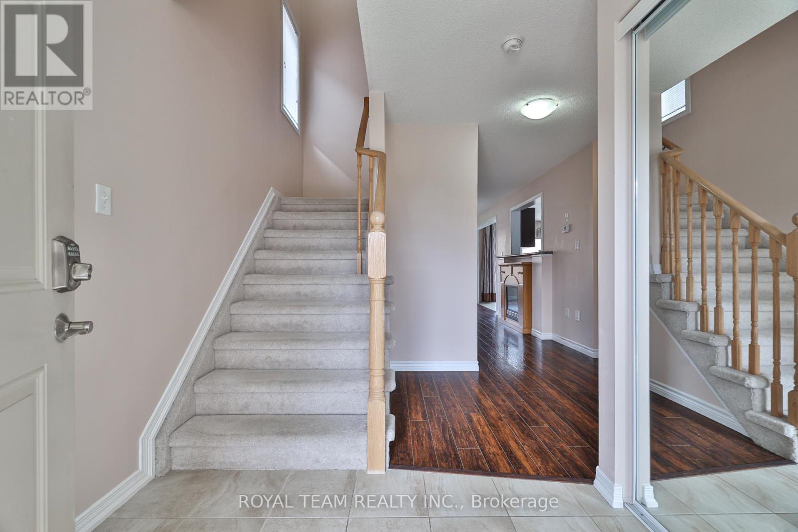 1398 Hunter Street, Innisfil, Ontario  L9S 4B7 - Photo 5 - N12563140